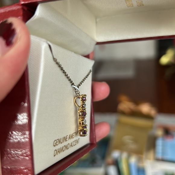 Genuine amethyst diamond accent 18 kt gold over sterling silver - Picture 4 of 4